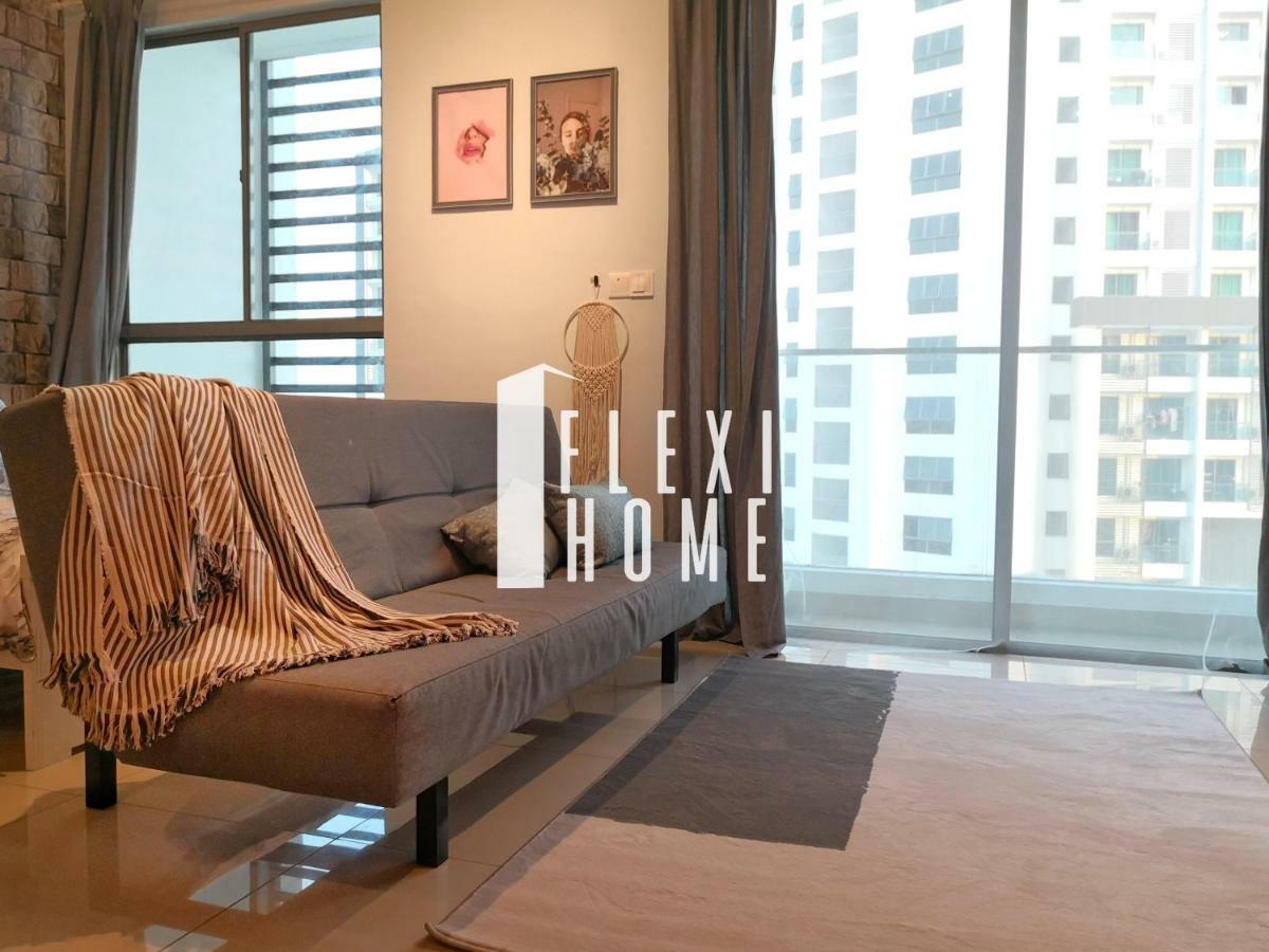 Colour-Theme Designed, Private Studio Home, Cybersquare 27B Cyberjaya, Flexihome-My Esterno foto