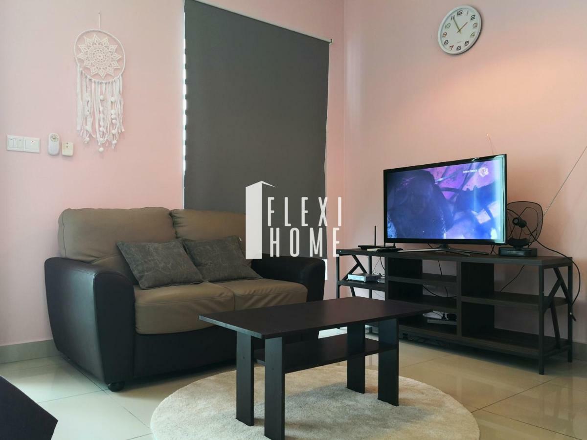 Colour-Theme Designed, Private Studio Home, Cybersquare 27B Cyberjaya, Flexihome-My Esterno foto
