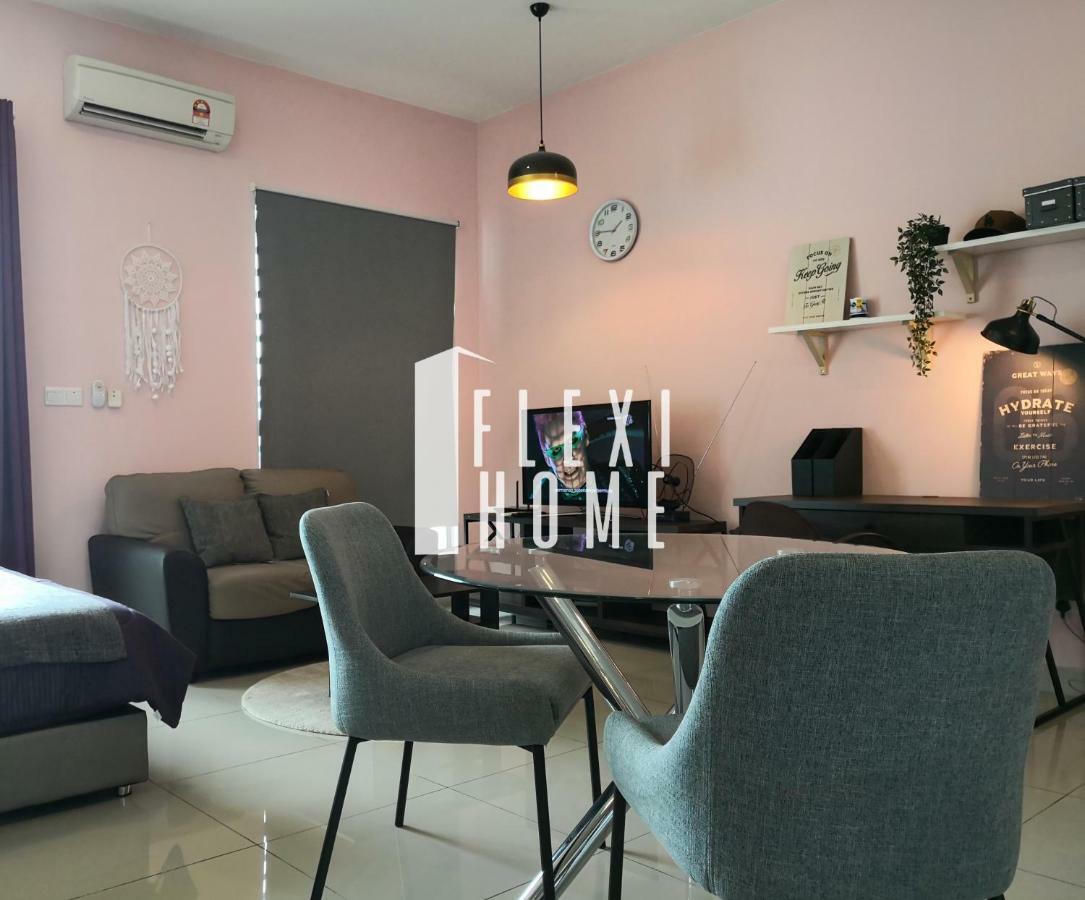 Colour-Theme Designed, Private Studio Home, Cybersquare 27B Cyberjaya, Flexihome-My Esterno foto
