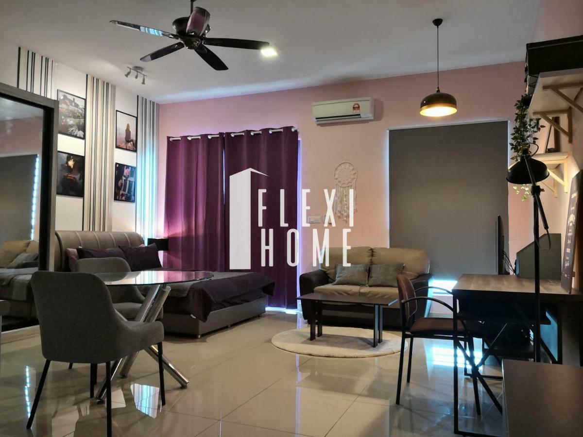 Colour-Theme Designed, Private Studio Home, Cybersquare 27B Cyberjaya, Flexihome-My Esterno foto